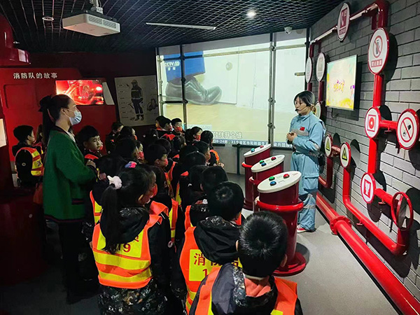 生命安全體驗(yàn)教室