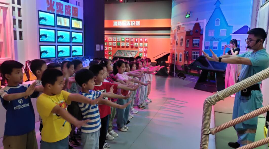 學(xué)校安全體驗館 學(xué)校安全體驗館