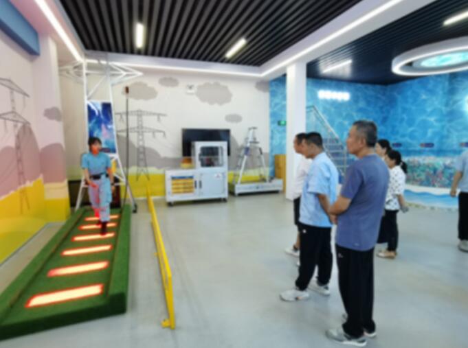 跨步電壓體驗(yàn) 跨步電壓體驗(yàn)