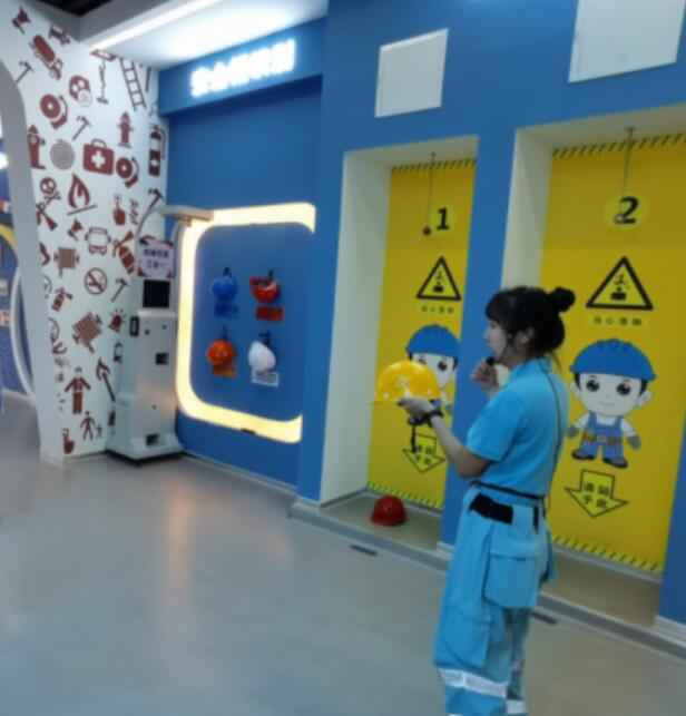 安全帽撞擊體驗(yàn) 安全帽撞擊體驗(yàn)