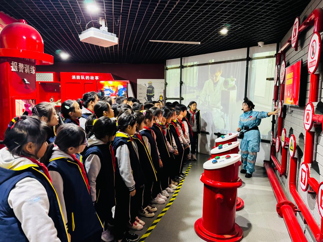 119報(bào)警電話模擬 119報(bào)警電話模擬