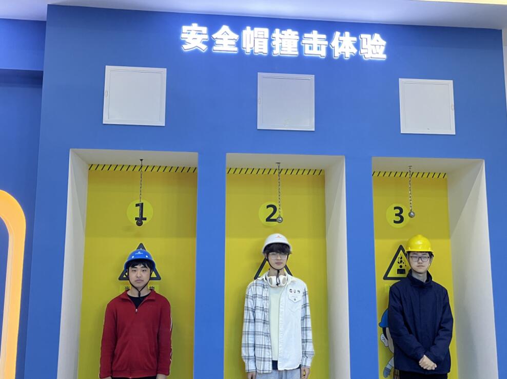 安全帽撞擊體驗系統(tǒng) 安全帽撞擊體驗系統(tǒng)